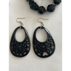 Fashion Necklace & Bracelets lot Black & White costume Jewelry vintage